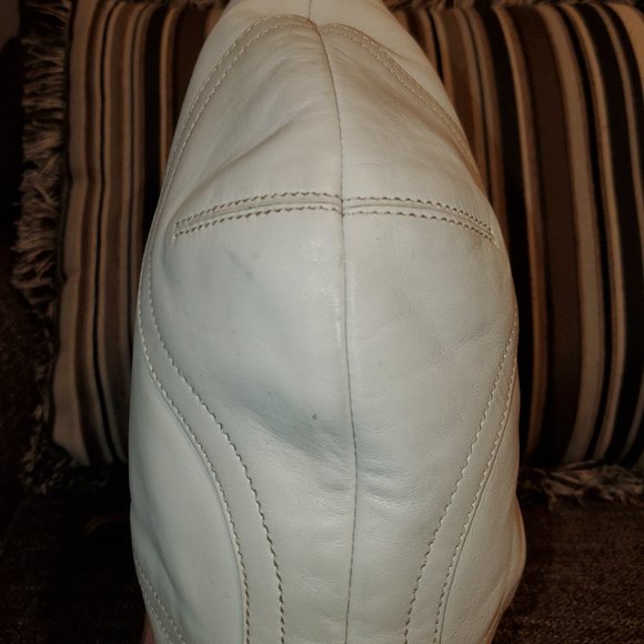 EUC Coach hobo bag - Picture 9 of 9